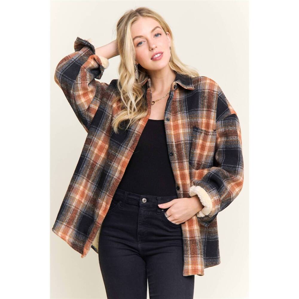NEW ADORA plaid sherpa lined button down shacket in black/rust